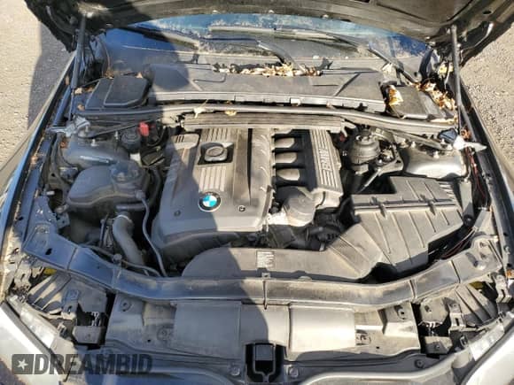 2012 BMW 3 Series 328i с VIN WBADW7C50CE730513, выставлен на аукционе Copart как лот 82754635 с пробегом 87 181 миль миль и Списание • Salvage title. История ставок и продаж доступна на DreamBid. Изображение 11.