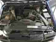 2000 Chevrolet Blazer LS z VIN 1GNCS13W7YK297644, wystawiony jako Copart lot #70089505 z przebiegiem 264 962 mil mil oraz Szkoda całkowita • Salvage title. Historia ofert i sprzedaży dostępna na DreamBid. Obrazek 12.