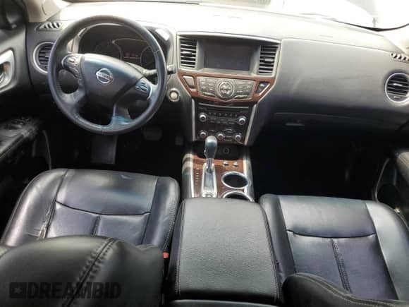 2016 Nissan Pathfinder Platinum with VIN 5N1AR2MMXGC622547, listed as a Copart auction lot 60493925 with 103,367 mi miles and Non repairable. Bid and sale history available at DreamBid. Image 8.