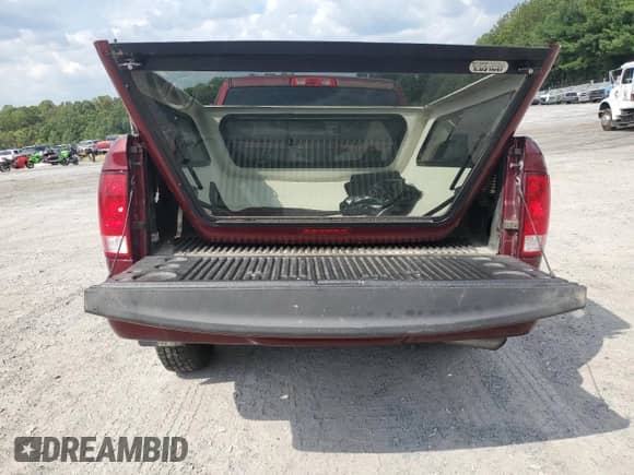 2018 Ram 1500 Tradesman z VIN 1C6RR7FG0JS138211, wystawiony jako Copart lot #80840615 z przebiegiem 53 214 mil mil oraz Szkoda całkowita • Salvage title. Historia ofert i sprzedaży dostępna na DreamBid. Obrazek 6.