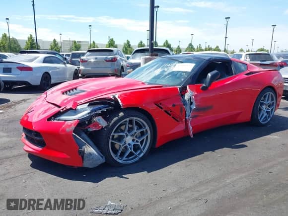 2016 Chevrolet Corvette 2LT z VIN 1G1YD2D72G5123928, wystawiony jako IAAI lot #43089123 z przebiegiem 53 362 mil mil oraz . Historia ofert i sprzedaży dostępna na DreamBid. Obrazek 6.