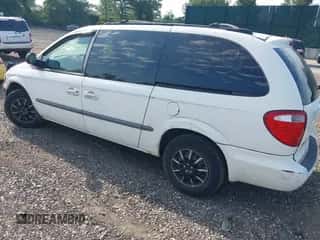 2002 Dodge Caravan Sport with VIN 2B4GP44372R763791, listed as a IAAI auction lot 42878590 with Not provided miles and . Bid and sale history available at DreamBid. Image 3.