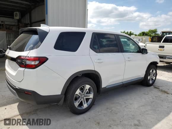 2025 Honda Pilot EX-L с VIN 5FNYG1H47SB130745, выставлен на аукционе Copart как лот 66157875 с пробегом 3 975 миль миль и Списание • Salvage title. История ставок и продаж доступна на DreamBid. Изображение 3.