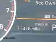 2022 Nissan Pathfinder SL с VIN 5N1DR3CB8NC226701, выставлен на аукционе IAAI как лот 42633564 с пробегом 71 336 миль миль и . История ставок и продаж доступна на DreamBid. Изображение 16.