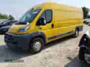 2016 Ram ProMaster Cargo z VIN 3C6URVJG4GE108095, wystawiony jako Copart lot #71486154 z przebiegiem 31 443 mil mil oraz Czysty tytuł • Clean title. Historia ofert i sprzedaży dostępna na DreamBid. Obrazek 1.