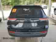 2023 Jeep Grand Cherokee Altitude z VIN 1C4RJHAG8PC513505, wystawiony jako Copart lot #70729405 z przebiegiem 43 936 mil mil oraz Szkoda całkowita • Salvage title. Historia ofert i sprzedaży dostępna na DreamBid. Obrazek 6.