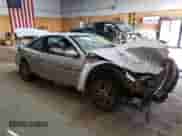 2002 Chevrolet Cavalier LS Sport z VIN 1G1JH12F227305927, wystawiony jako Copart lot #63666195 z przebiegiem Nie podano mil oraz Szkoda całkowita • Salvage title. Historia ofert i sprzedaży dostępna na DreamBid. Obrazek 4.
