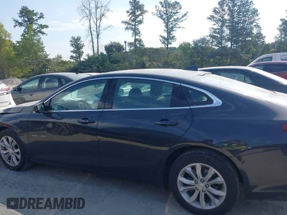 2022 Chevrolet Malibu LT z VIN 1G1ZD5ST9NF127858, wystawiony jako IAAI lot #43123816 z przebiegiem 150 000 mil mil oraz . Historia ofert i sprzedaży dostępna na DreamBid. Obrazek 14.