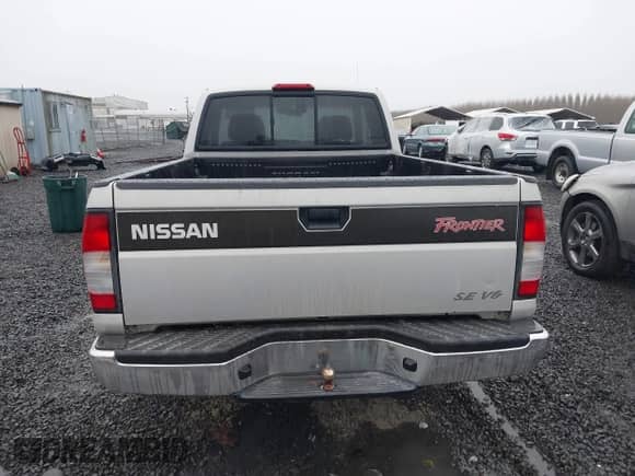 1999 Nissan Frontier XE с VIN 1N6ED26Y3XC307168, выставлен на аукционе IAAI как лот 41765751 с пробегом 133 127 миль миль и . История ставок и продаж доступна на DreamBid. Изображение 17.