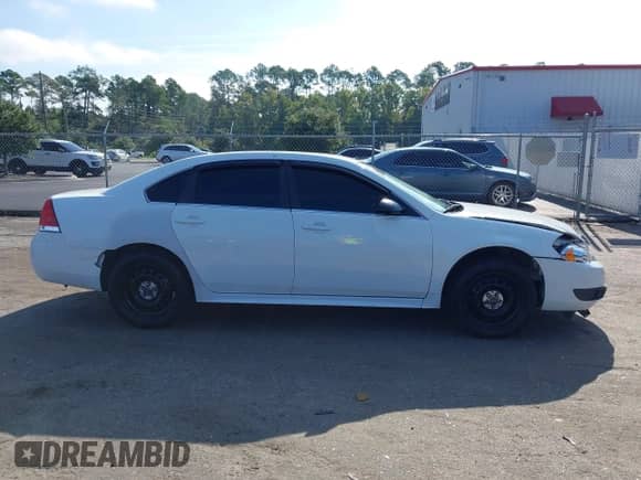 2016 Chevrolet Impala Police Police с VIN 2G1WD5E31G1100954, выставлен на аукционе IAAI как лот 43191219 с пробегом 137 596 миль миль и . История ставок и продаж доступна на DreamBid. Изображение 13.