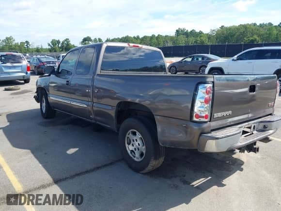 2004 GMC Sierra 1500 SLE with VIN 2GTEC19T341202616, listed as a IAAI auction lot 42965385 with Not provided miles and . Bid and sale history available at DreamBid. Image 3.