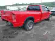 2003 Dodge 2500 ST z VIN 3D7KA28673G718970, wystawiony jako IAAI lot #42124800 z przebiegiem 209 810 mil mil oraz . Historia ofert i sprzedaży dostępna na DreamBid. Obrazek 4.