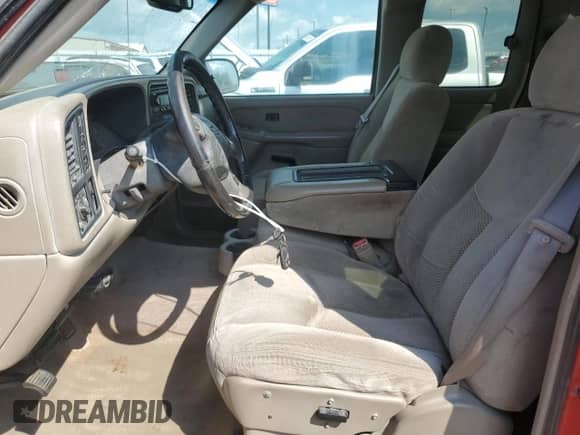 2003 Chevrolet Silverado 2500HD LT z VIN 1GCHK29163E311203, wystawiony jako Copart lot #69152065 z przebiegiem 211 065 mil mil oraz Szkoda całkowita • Salvage title. Historia ofert i sprzedaży dostępna na DreamBid. Obrazek 7.