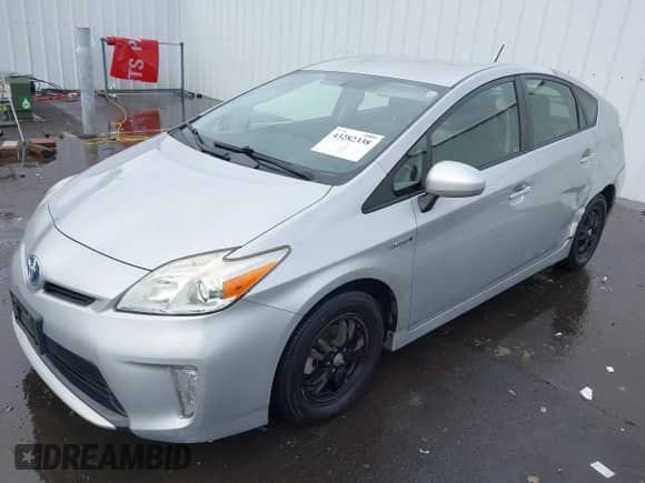 2013 Toyota Prius Three с VIN JTDKN3DUXD5588765, выставлен на аукционе IAAI как лот 43282338 с пробегом 103 009 миль миль и . История ставок и продаж доступна на DreamBid. Изображение 17.
