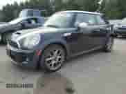 2010 MINI Hardtop S с VIN WMWMF7C53ATZ69109, выставлен на аукционе Copart как лот 86859085 с пробегом 85 876 миль миль и Списание • Salvage title. История ставок и продаж доступна на DreamBid. Изображение 1.