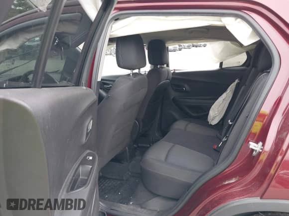 2016 Chevrolet Trax LT с VIN 3GNCJPSB9GL205970, выставлен на аукционе IAAI как лот 43041688 с пробегом 125 132 миль миль и . История ставок и продаж доступна на DreamBid. Изображение 8.