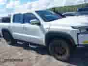 2022 Nissan Frontier SV с VIN 1N6ED1EK6NN671965, выставлен на аукционе IAAI как лот 42212742 с пробегом 37 127 миль миль и . История ставок и продаж доступна на DreamBid. Изображение 13.