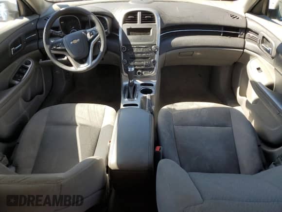 2016 Chevrolet Malibu LS с VIN 1G11A5SA1GU127551, выставлен на аукционе Copart как лот 69927355 с пробегом 106 783 миль миль и Списание • Salvage title. История ставок и продаж доступна на DreamBid. Изображение 8.