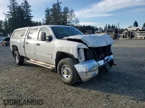 2007 Chevrolet Silverado 2500HD 1LT with VIN 1GCHK23K77F555945, listed as a Copart auction lot 47702665 with 112,326 mi miles and Salvage title. Bid and sale history available at DreamBid. Image 10.