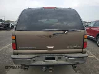 2004 Chevrolet Suburban LT z VIN 1GNFK16Z14J123135, wystawiony jako Copart lot #70908164 z przebiegiem 253 555 mil mil oraz Szkoda całkowita • Salvage title. Historia ofert i sprzedaży dostępna na DreamBid. Obrazek 6.