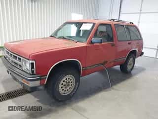 1993 Chevrolet Blazer с VIN 1GNDT13W2P2202181, выставлен на аукционе IAAI как лот 42563244 с пробегом 143 439 миль миль и . История ставок и продаж доступна на DreamBid. Изображение 2.