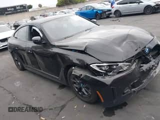 2023 BMW i4 eDrive35 с VIN WBY43AW09PFP59452, выставлен на аукционе IAAI как лот 42500104 с пробегом 19 261 миль миль и . История ставок и продаж доступна на DreamBid. Изображение 1.