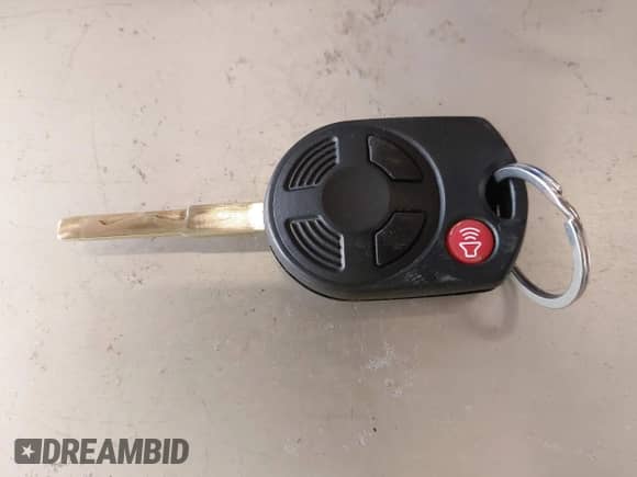 2017 Ford Escape SE z VIN 1FMCU9G93HUA51521, wystawiony jako IAAI lot #43052205 z przebiegiem 93 947 mil mil oraz . Historia ofert i sprzedaży dostępna na DreamBid. Obrazek 11.