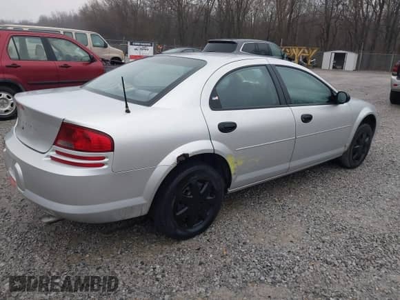 2004 Dodge Stratus SE with VIN 1B3EL36X84N289741, listed as a IAAI auction lot 41468238 with 181,685 mi miles and . Bid and sale history available at DreamBid. Image 4.
