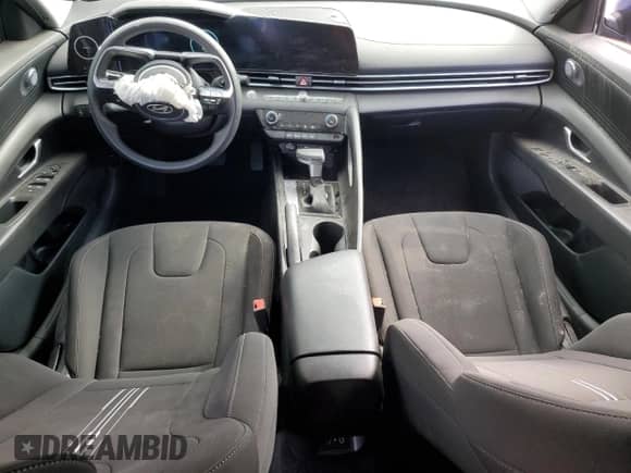 2024 Hyundai Elantra SEL с VIN KMHLM4DGXRU719967, выставлен на аукционе Copart как лот 85144775 с пробегом 9 721 миль миль и Чистый • Clean title. История ставок и продаж доступна на DreamBid. Изображение 8.