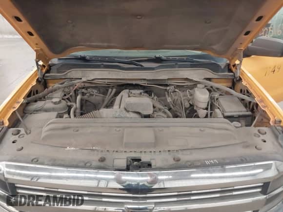 2015 Chevrolet Silverado 2500HD Work Truck z VIN 1GC1KUEG7FF622225, wystawiony jako IAAI lot #42516923 z przebiegiem 71 555 mil mil oraz . Historia ofert i sprzedaży dostępna na DreamBid. Obrazek 10.