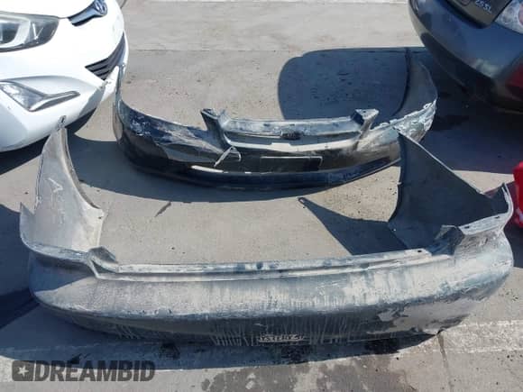 2000 Honda Accord LX с VIN JHMCG6651YC000354, выставлен на аукционе IAAI как лот 42347746 с пробегом 312 446 миль миль и . История ставок и продаж доступна на DreamBid. Изображение 12.