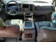 2003 Chevrolet Suburban Z71 с VIN 3GNFK16Z43G148577, выставлен на аукционе Copart как лот 71097705 с пробегом 347 099 миль миль и Списание • Salvage title. История ставок и продаж доступна на DreamBid. Изображение 8.