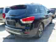 2015 Nissan Pathfinder SL с VIN 5N1AR2MM6FC649680, выставлен на аукционе IAAI как лот 42920514 с пробегом 129 581 миль миль и . История ставок и продаж доступна на DreamBid. Изображение 4.