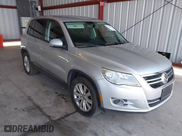 2009 Volkswagen Tiguan S с VIN WVGAV75NX9W002752, выставлен на аукционе IAAI как лот 42452234 с пробегом 138 794 миль миль и . История ставок и продаж доступна на DreamBid. Изображение 1.