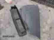 2003 Jeep Grand Cherokee Laredo z VIN 1J4GW48N53C557133, wystawiony jako IAAI lot #41047913 z przebiegiem 199 680 mil mil oraz . Historia ofert i sprzedaży dostępna na DreamBid. Obrazek 12.