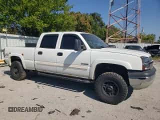 2004 Chevrolet Silverado 2500 LS с VIN 1GCGK23U94F129943, выставлен на аукционе Copart как лот 69982994 с пробегом 195 865 миль миль и Списание • Salvage title. История ставок и продаж доступна на DreamBid. Изображение 4.