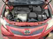 2010 Toyota Camry SE z VIN 4T1BF3EKXAU089715, wystawiony jako Copart lot #82395435 z przebiegiem 178 255 mil mil oraz Szkoda całkowita • Salvage title. Historia ofert i sprzedaży dostępna na DreamBid. Obrazek 11.