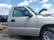 2000 GMC Sierra 1500 SL с VIN 1GTEC14W0YZ299238, выставлен на аукционе IAAI как лот 42806106 с пробегом Не указан миль и . История ставок и продаж доступна на DreamBid. Изображение 12.