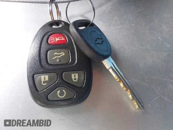 2015 Chevrolet Traverse LT with VIN 1GNKVHKD7FJ343603, listed as a IAAI auction lot 42990415 with 94,960 mi miles and . Bid and sale history available at DreamBid. Image 11.