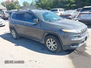 2014 Jeep Cherokee Latitude с VIN 1C4PJMCB5EW257479, выставлен на аукционе IAAI как лот 43254730 с пробегом 255 621 миль миль и . История ставок и продаж доступна на DreamBid. Изображение 1.