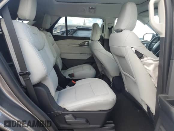 2025 Ford Explorer с VIN 1FMWK7HC8SGC20519, выставлен на аукционе Copart как лот 66538025 с пробегом 678 миль миль и Списание • Salvage title. История ставок и продаж доступна на DreamBid. Изображение 10.