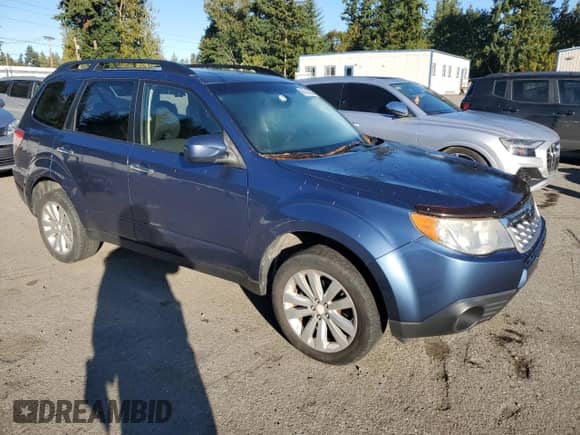 2012 Subaru Forester X Premium z VIN JF2SHADCXCH423932, wystawiony jako Copart lot #86510665 z przebiegiem 266 539 mil mil oraz Czysty tytuł • Clean title. Historia ofert i sprzedaży dostępna na DreamBid. Obrazek 4.