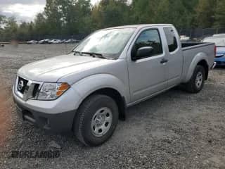 2018 Nissan Frontier S z VIN 1N6BD0CT5JN702187, wystawiony jako Copart lot #85651705 z przebiegiem 46 691 mil mil oraz Czysty tytuł • Clean title. Historia ofert i sprzedaży dostępna na DreamBid. Obrazek 1.