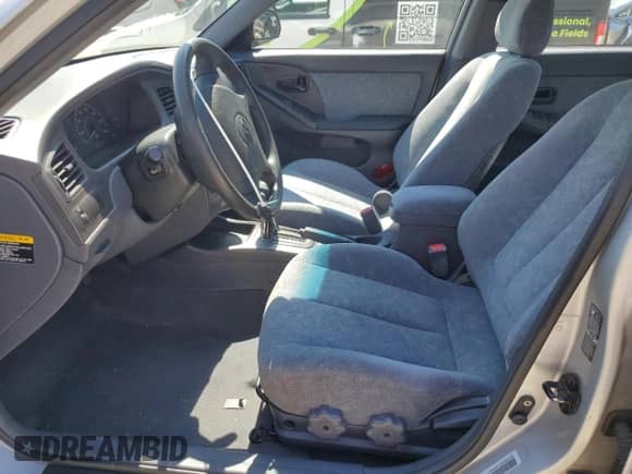 2002 Hyundai Elantra GLS с VIN KMHDN45D32U263726, выставлен на аукционе Copart как лот 70472945 с пробегом 125 429 миль миль и Списание • Salvage title. История ставок и продаж доступна на DreamBid. Изображение 7.
