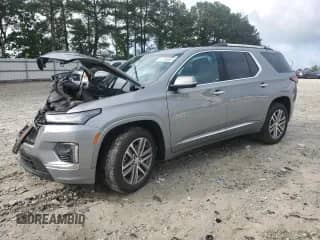 2023 Chevrolet Traverse High Country z VIN 1GNERNKW8PJ250219, wystawiony jako Copart lot #57838065 z przebiegiem 12 378 mil mil oraz Szkoda całkowita • Salvage title. Historia ofert i sprzedaży dostępna na DreamBid. Obrazek 1.
