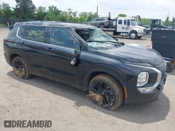 2023 Mitsubishi Outlander SEL z VIN JA4J4VA82PZ006988, wystawiony jako IAAI lot #42436729 z przebiegiem 76 957 mil mil oraz . Historia ofert i sprzedaży dostępna na DreamBid. Obrazek 1.