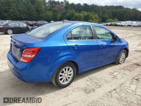 2018 Chevrolet Sonic LT с VIN 1G1JD5SG5J4102770, выставлен на аукционе Copart как лот 71872735 с пробегом 104 729 миль миль и Списание • Salvage title. История ставок и продаж доступна на DreamBid. Изображение 3.