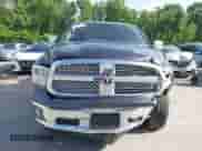 2017 Ram 1500 Laramie z VIN 1C6RR7NT4HS691372, wystawiony jako IAAI lot #42264467 z przebiegiem 135 395 mil mil oraz . Historia ofert i sprzedaży dostępna na DreamBid. Obrazek 12.
