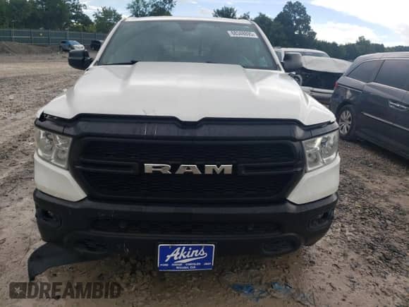 2022 Ram 1500 Tradesman z VIN 1C6RREGG1NN211562, wystawiony jako Copart lot #68348895 z przebiegiem 87 491 mil mil oraz Szkoda całkowita • Salvage title. Historia ofert i sprzedaży dostępna na DreamBid. Obrazek 5.