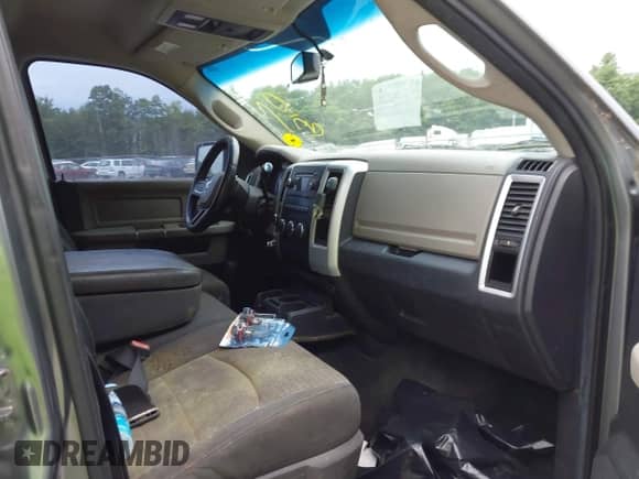 2010 Dodge 1500 SLT с VIN 1D7RV1CT9AS231835, выставлен на аукционе IAAI как лот 42592424 с пробегом Не указан миль и . История ставок и продаж доступна на DreamBid. Изображение 5.